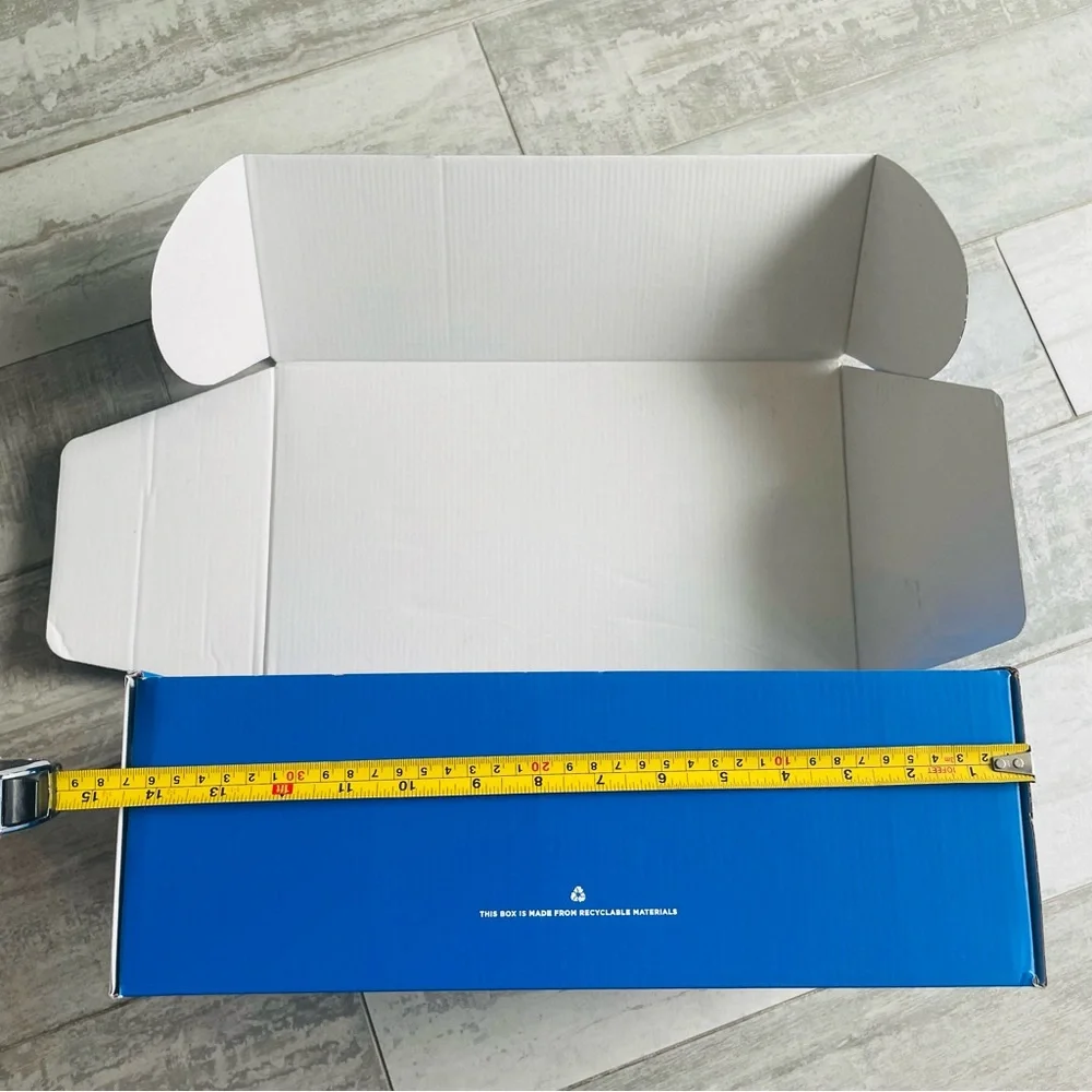 VINCE CAMUTO ROYAL BLUE EMPTY SHOEBOX